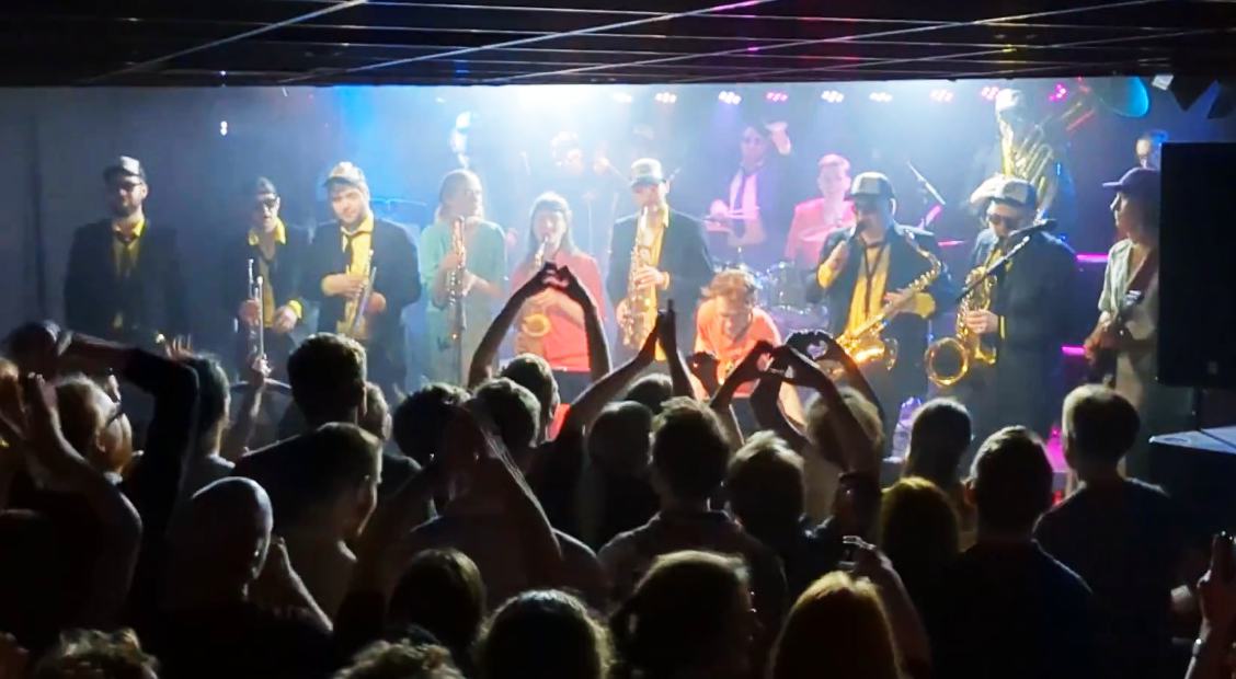 Gig image